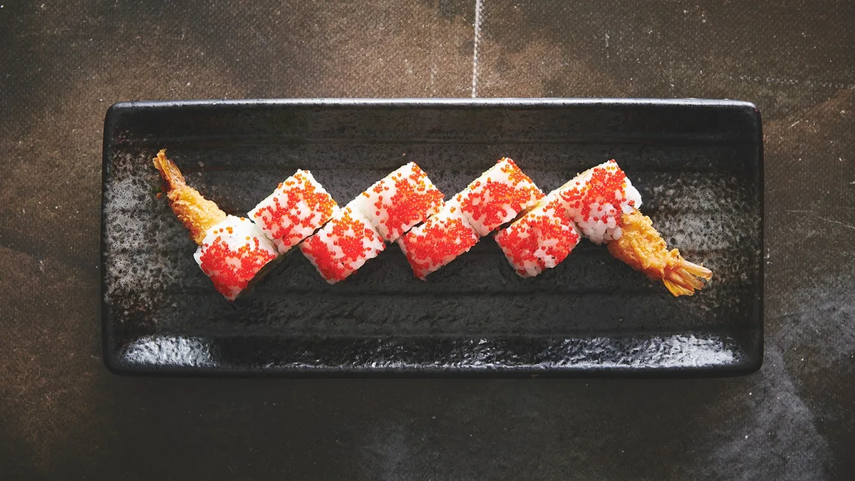 84. Crispy shrimp uramaki