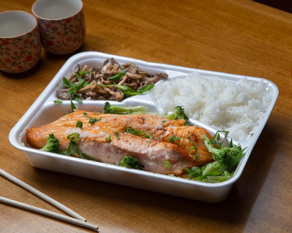 Teppanyaki Salmão
