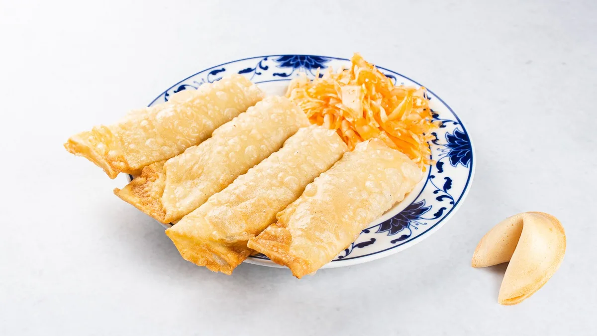 Mali spomladanski zavitek po hongkonško in fortune cookie