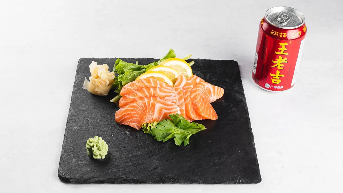 40. Sashimi (6 kosov)