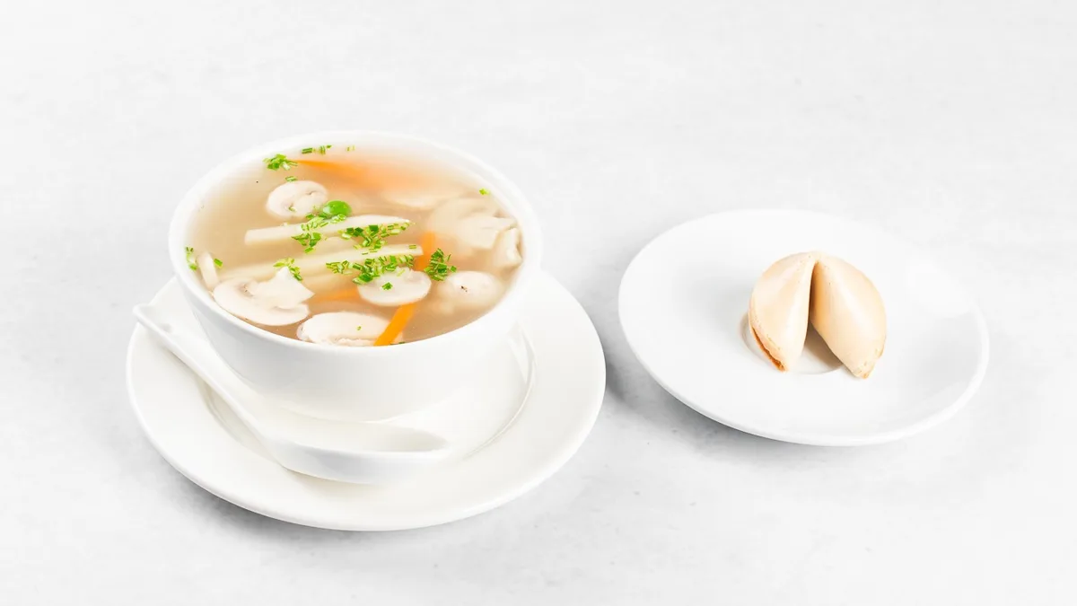 5. Juha z wontonom