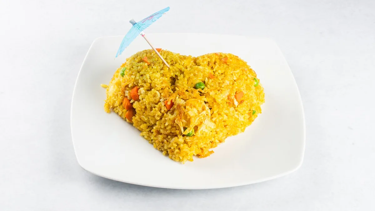 92. Curry pražen riž