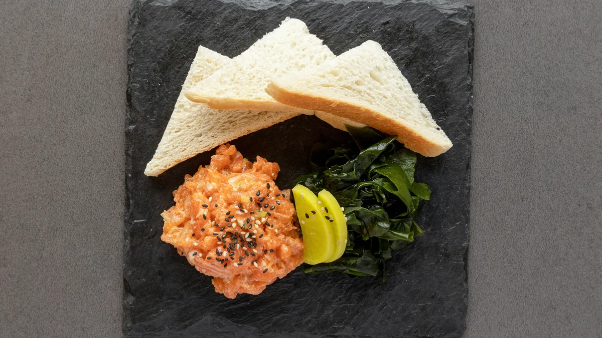 Sake tartar