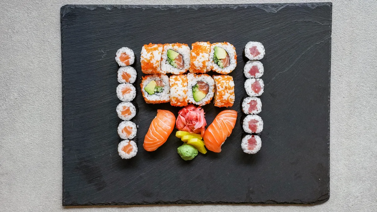 Sushi menu 2 Tobiko