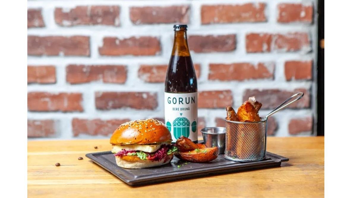 Halloumi Burger +Bere la alegre