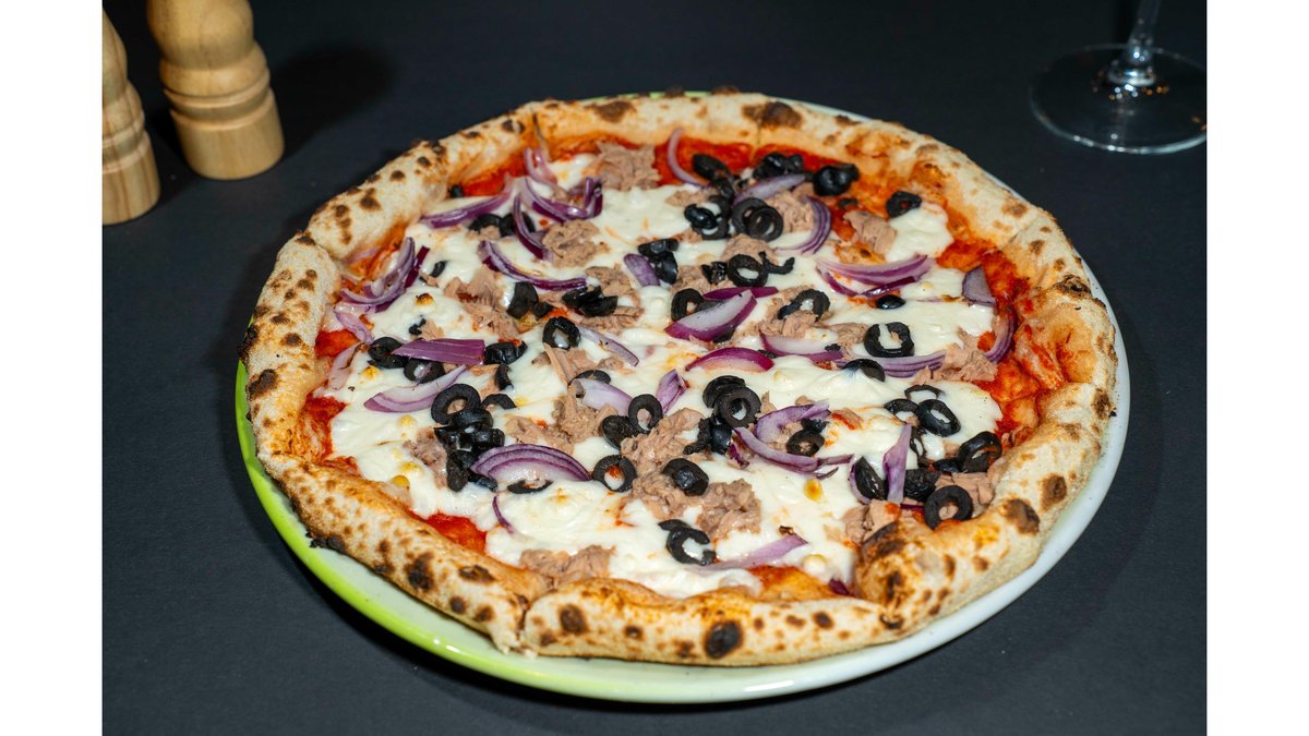 Pizza Tonno e cipolla