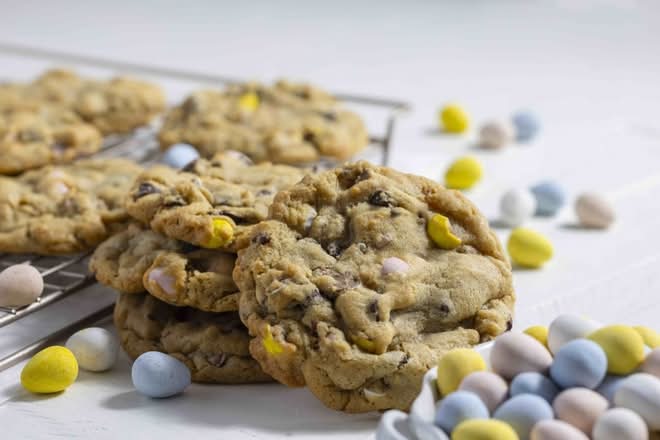 Preorder Cadbury Egg Cookie