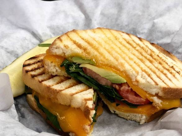 Spinach, Tomato, Avocado, and Cheddar