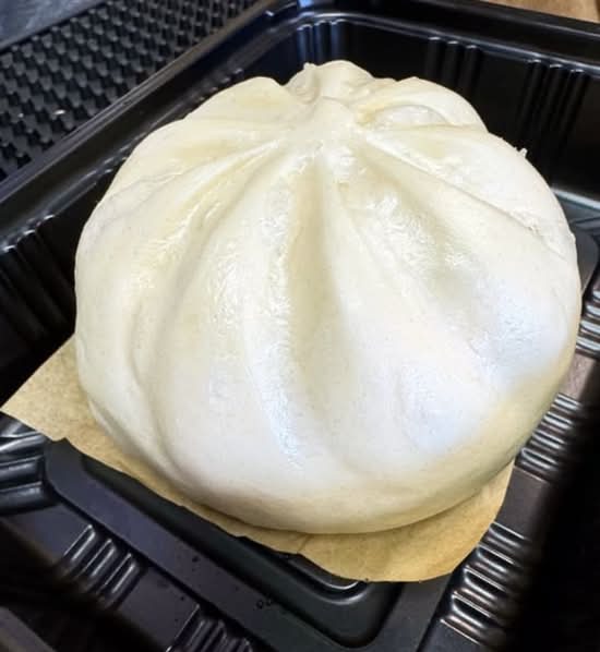 Nikuman (japanese steamed pork bun)