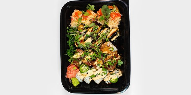 Catering Ronin Sushi Combo
