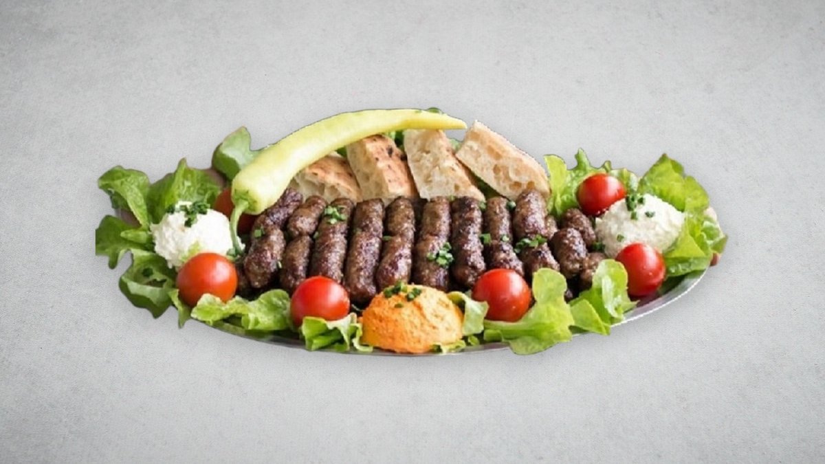 1kg ćevapi +200g pomfrita + 3 somuna