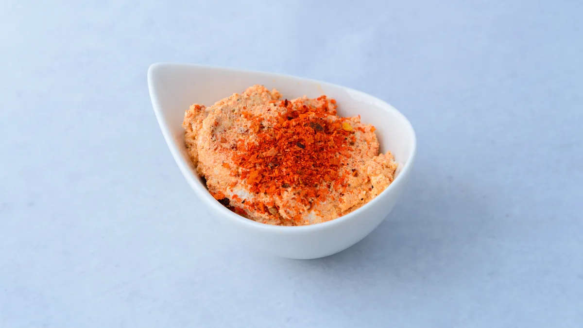 Urnebes 300g