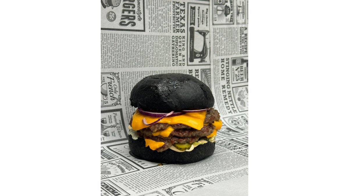 Black Smash double bacon burge