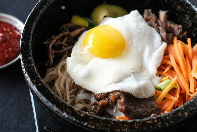 Dolsot Bibimbap