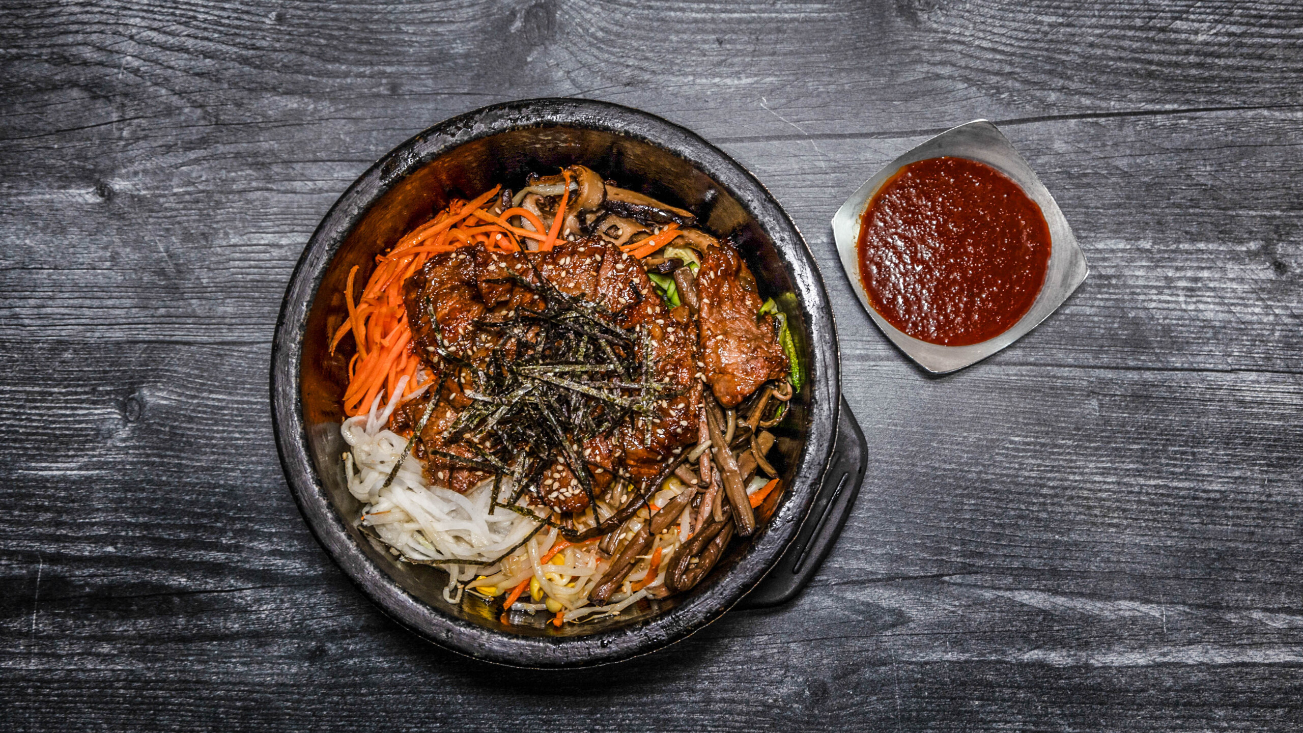Galbi Dolsot Bibimbap