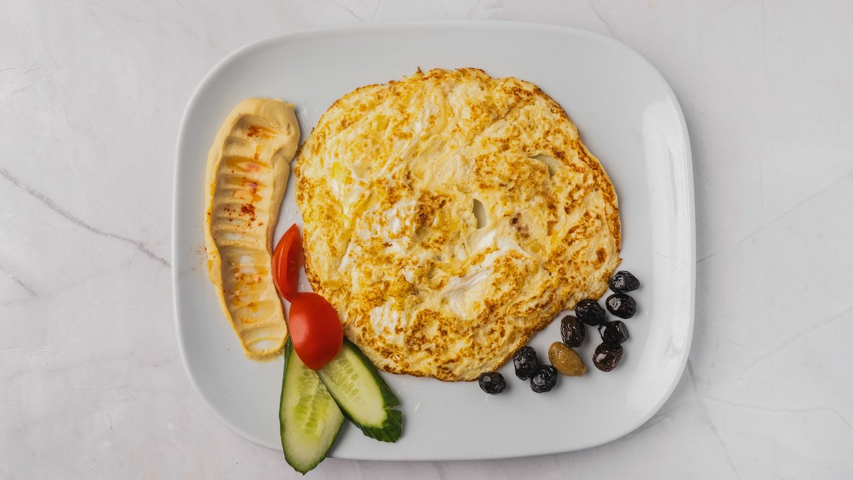Omelet med sucuk
