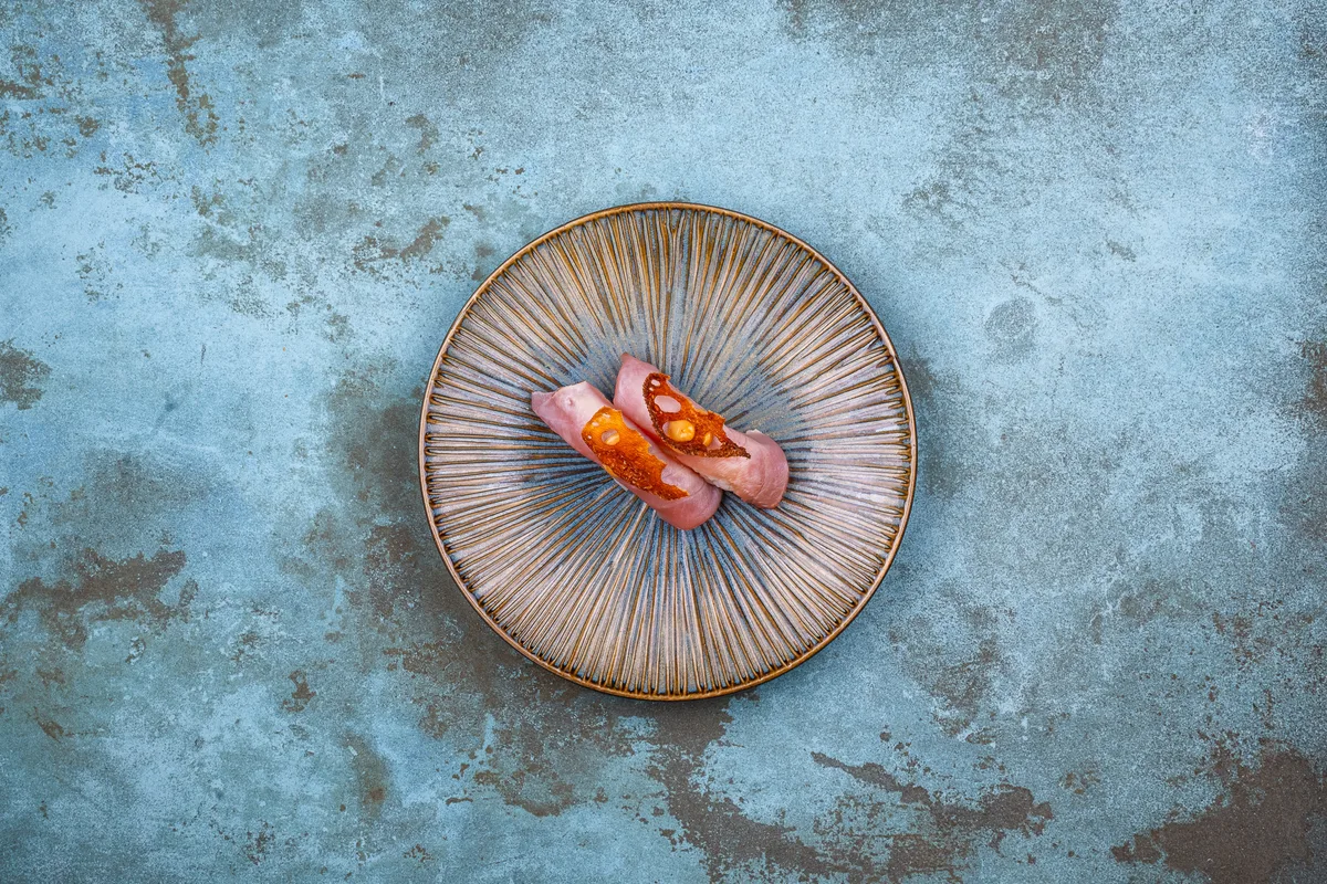 Nigiri flammegrillet miso tun (pr. stk.)