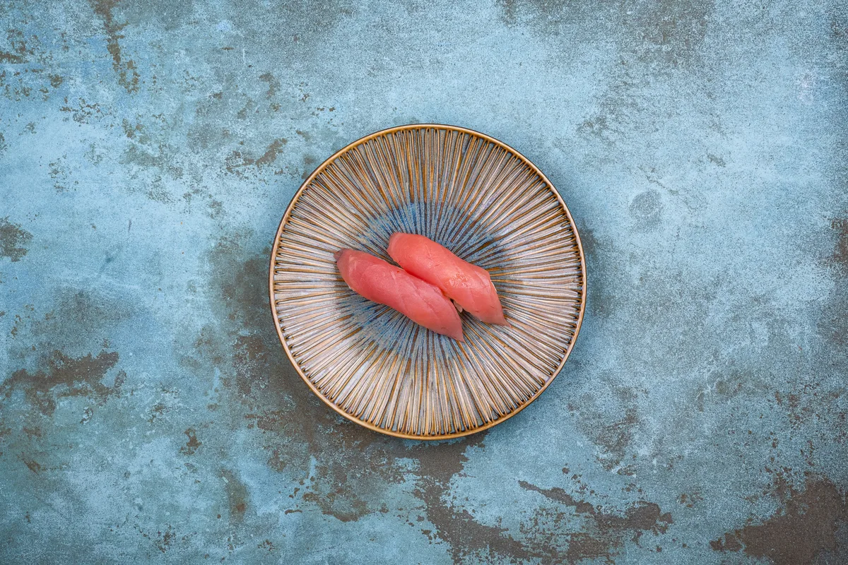 Nigiri tun (pr. stk.)