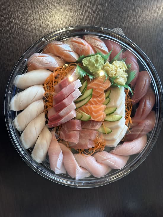 Nigiri + Sashimi platter