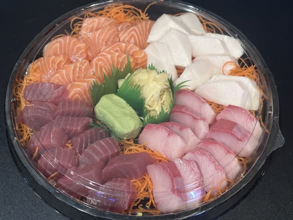 Sashimi party platter