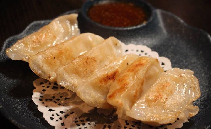 A4.Steamed Gyoza