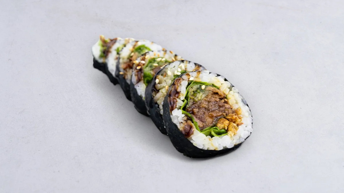 Futomaki korean pulled pork 6 szt.