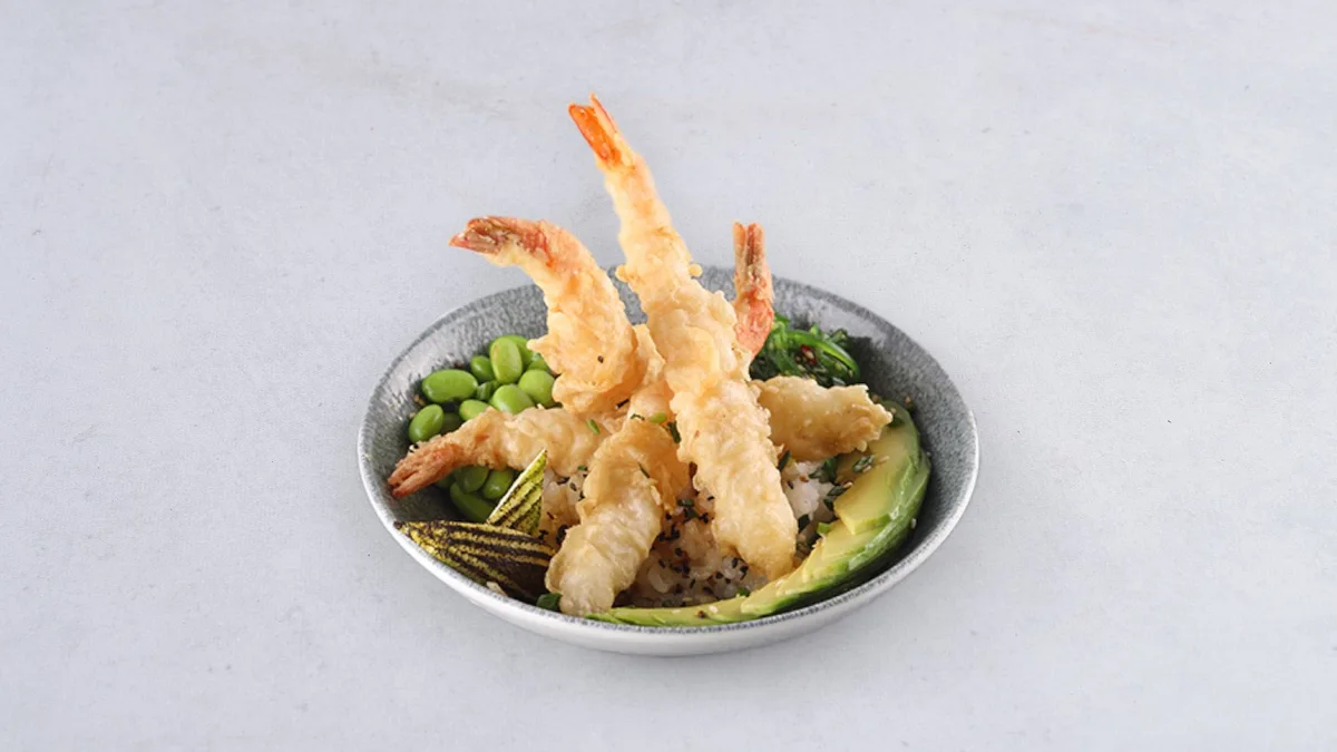 Sushi Bowl z krewetkami w tempurze  4 szt.