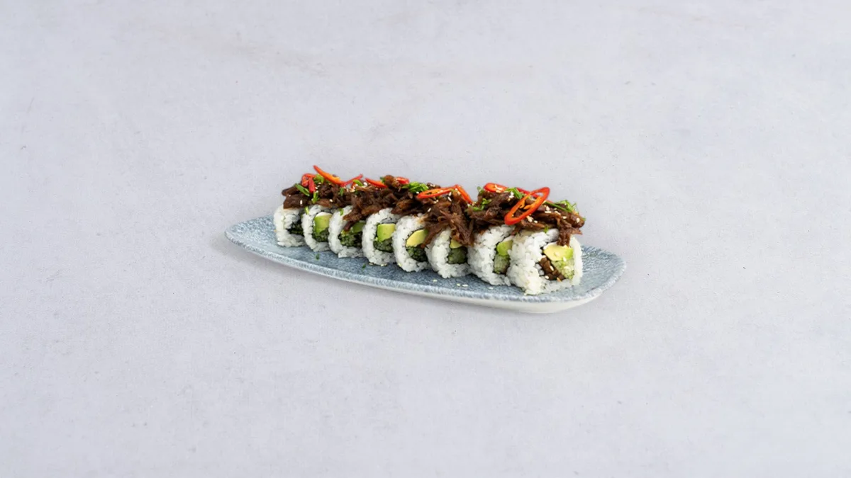 Uramaki korean pulled beef 8 szt.