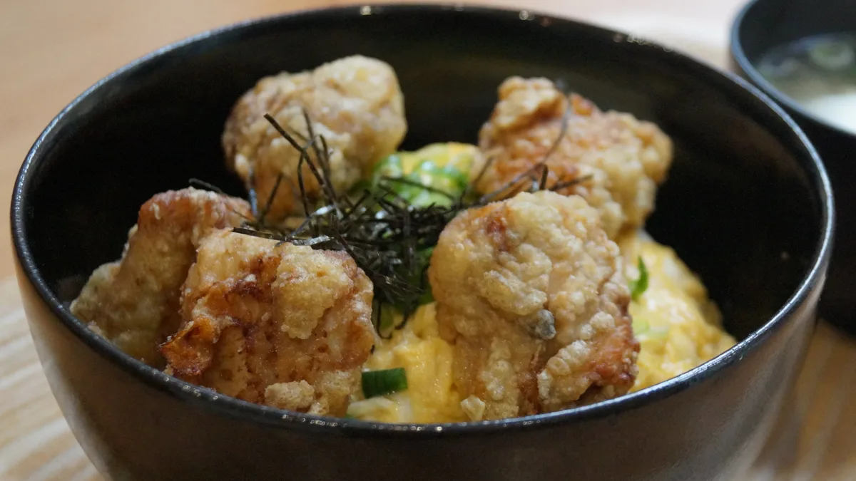 29 Omelette Karaage-Don