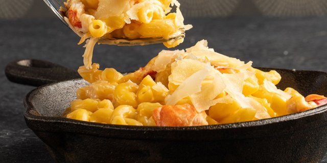Lobster Mac and Cheese