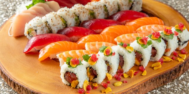 Sushi and Sashimi