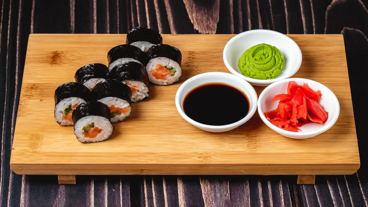 Ebi Maki
