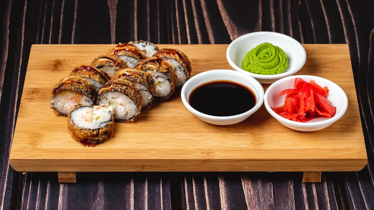 Hot Salmon Roll