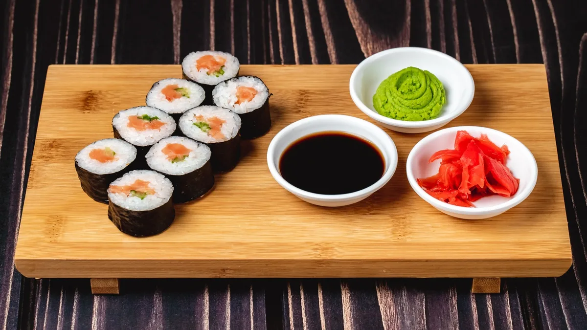 Salmon Maki