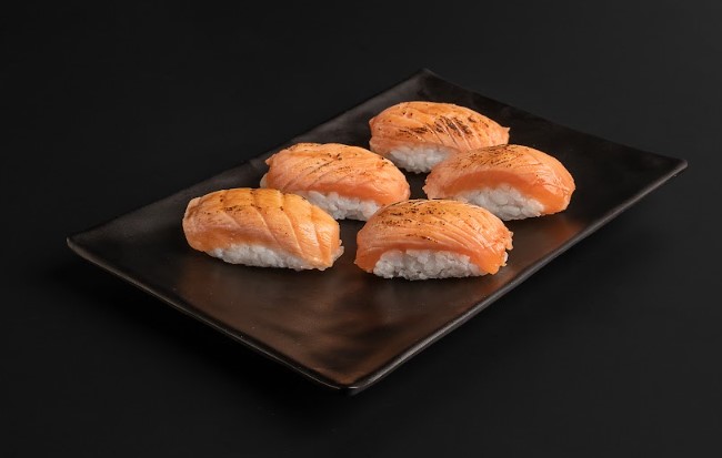 Sushi de Salmão Tataki