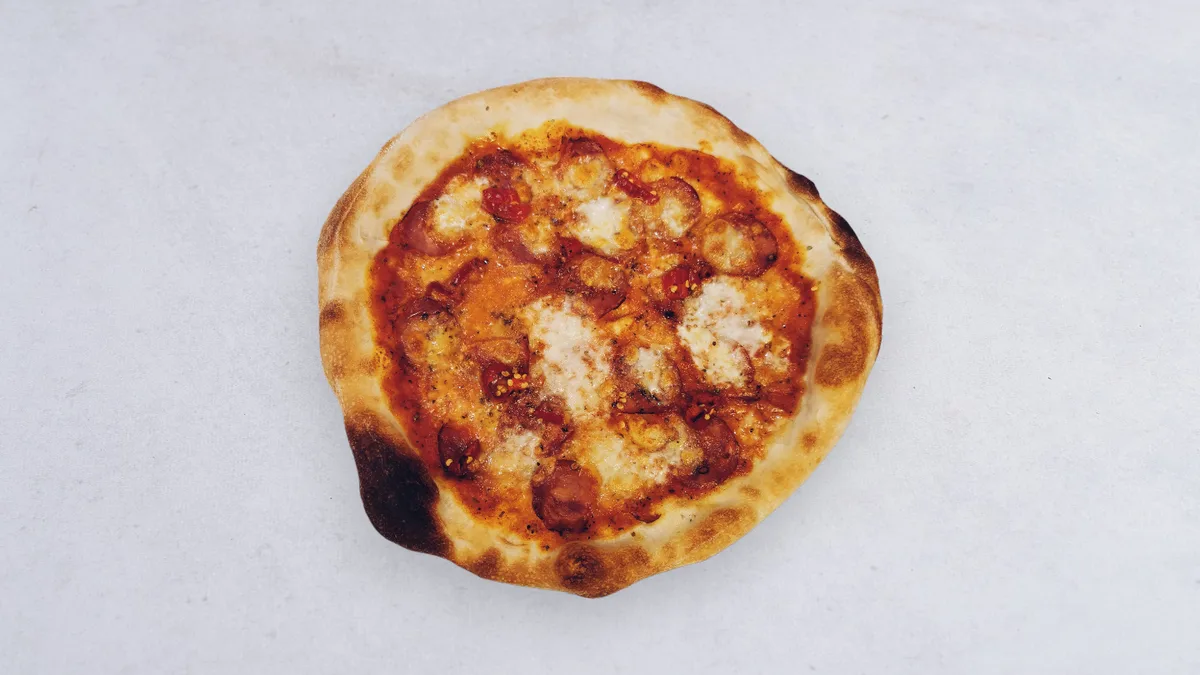 Pizza Pepperone