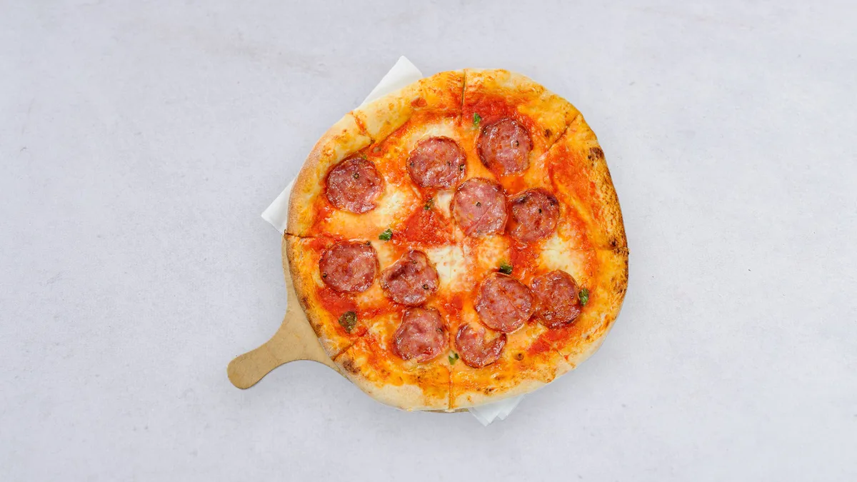 Pizza Salame