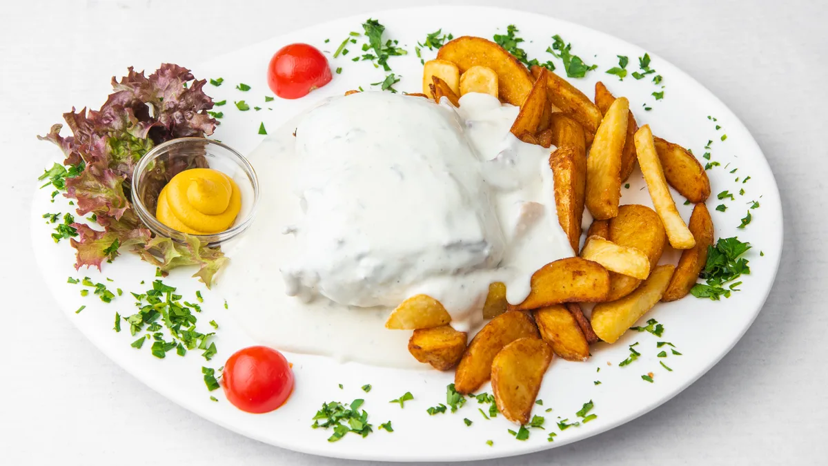 Biftek u gorgonzola sosu