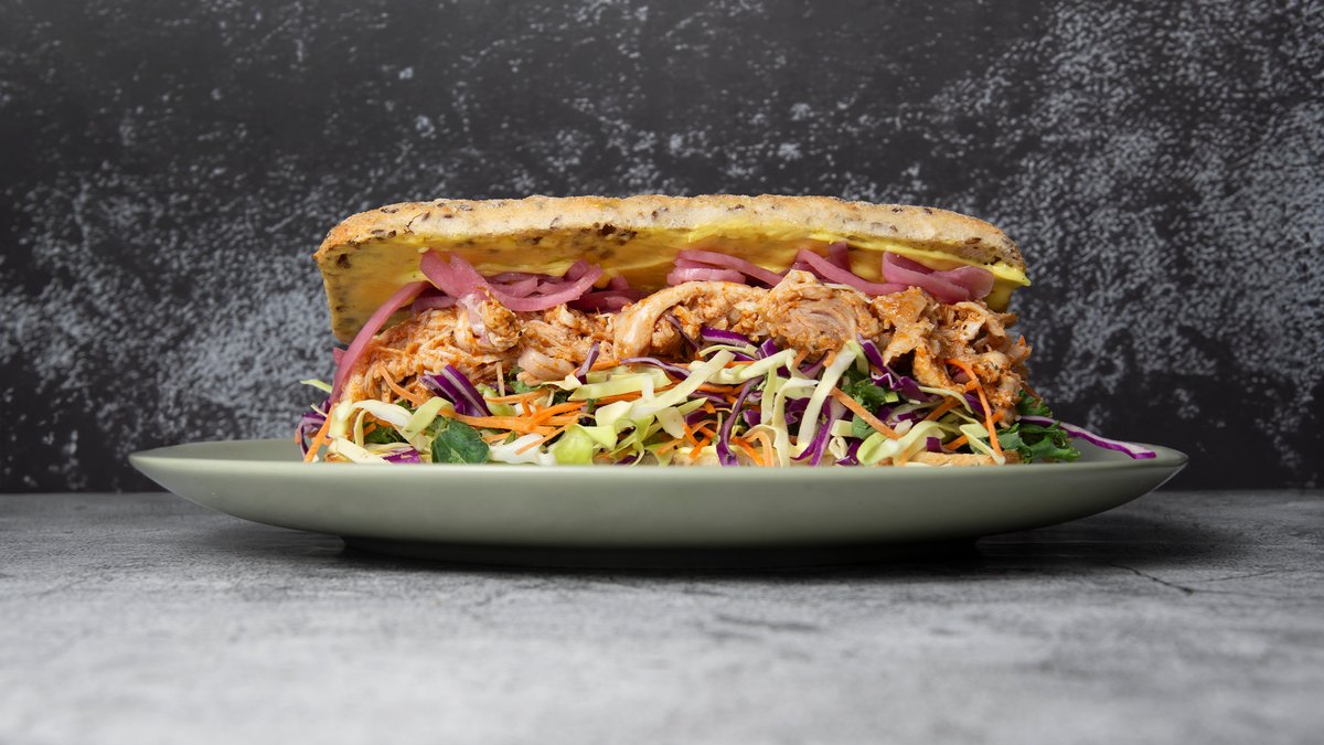 Sandwich pulled chicken combo