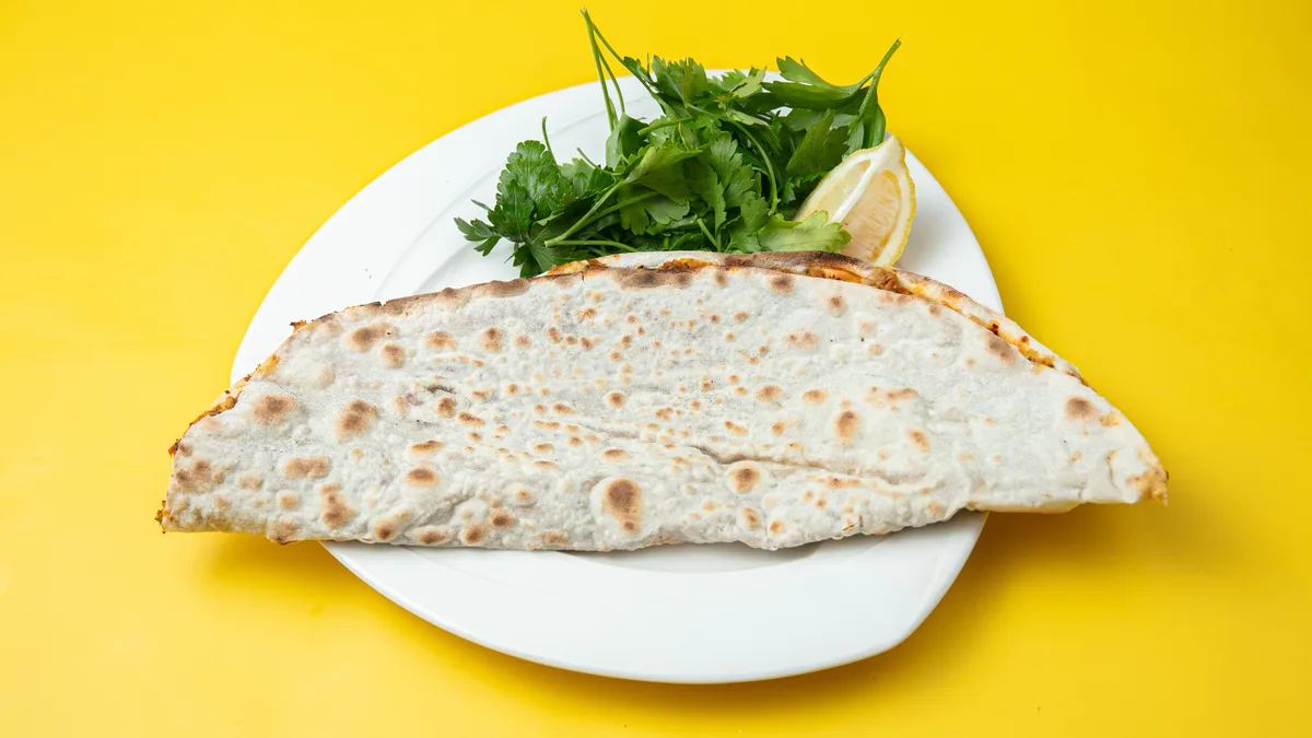 Acılı Lahmacun