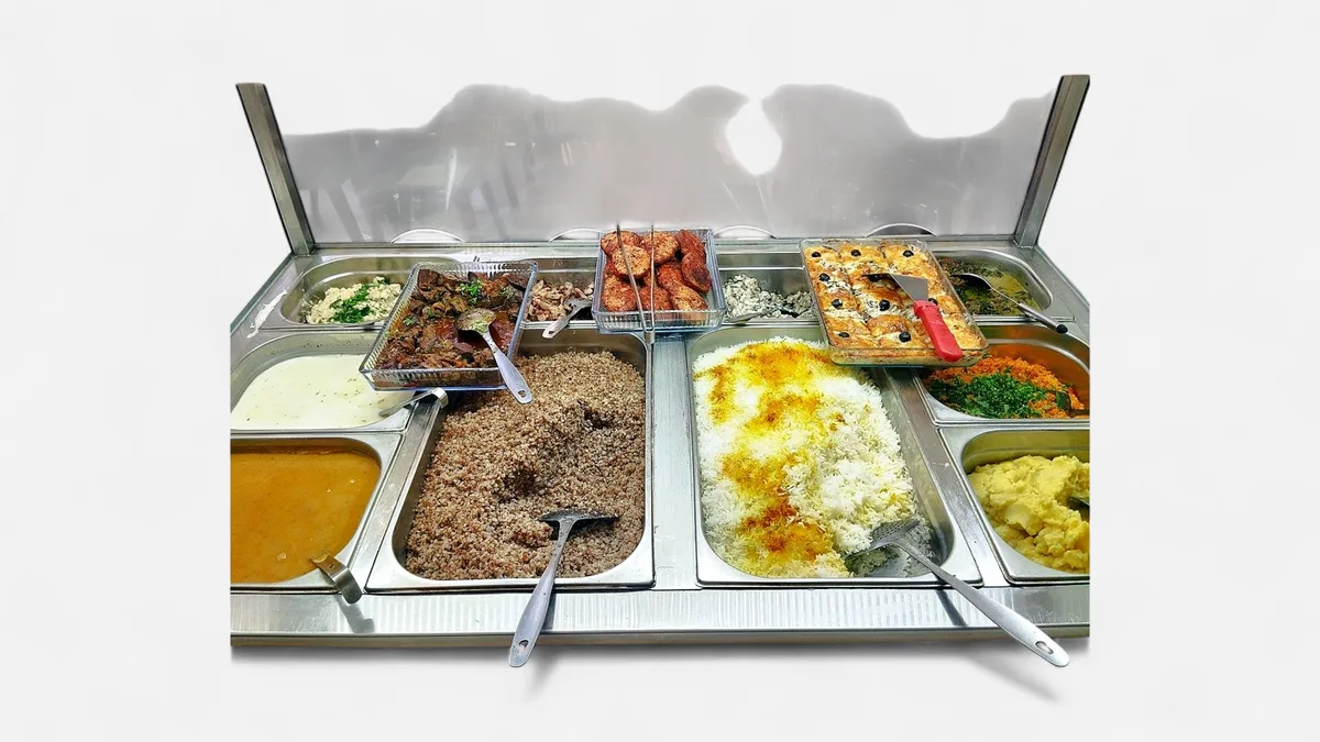 Business lunch (toyuq əti)