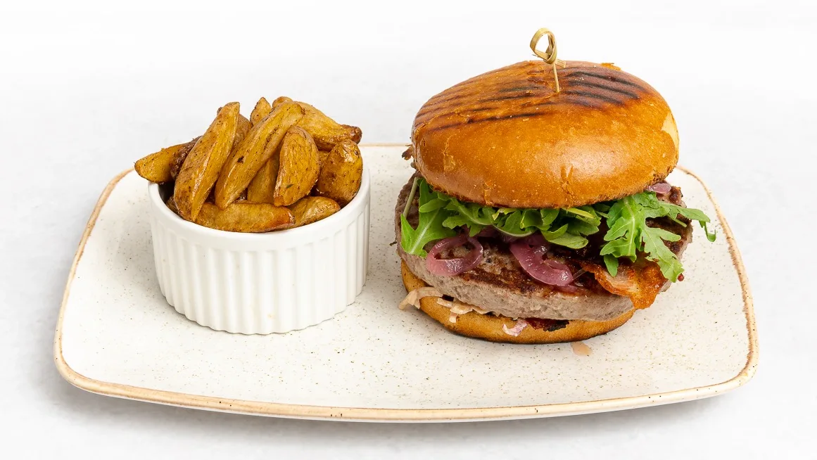 Burger Krakovc s krompirčkom