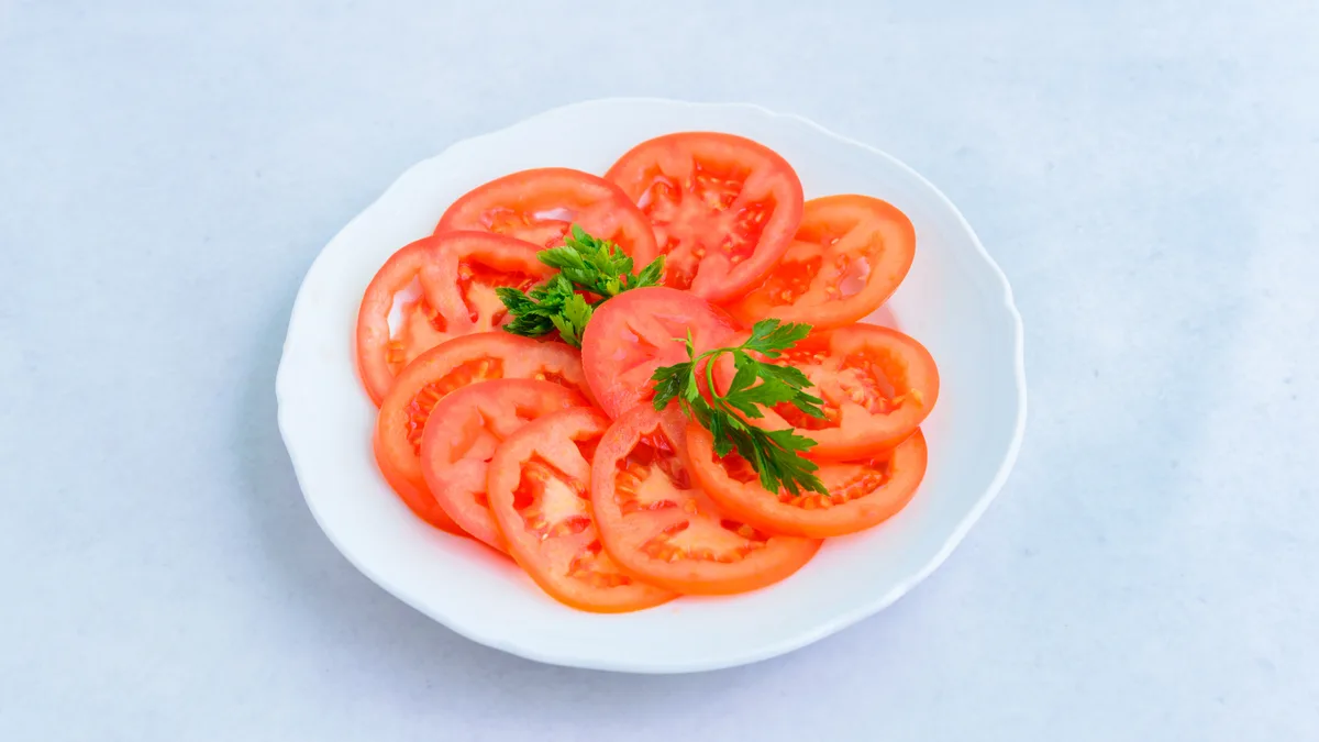 Paradajz / krastavac salata