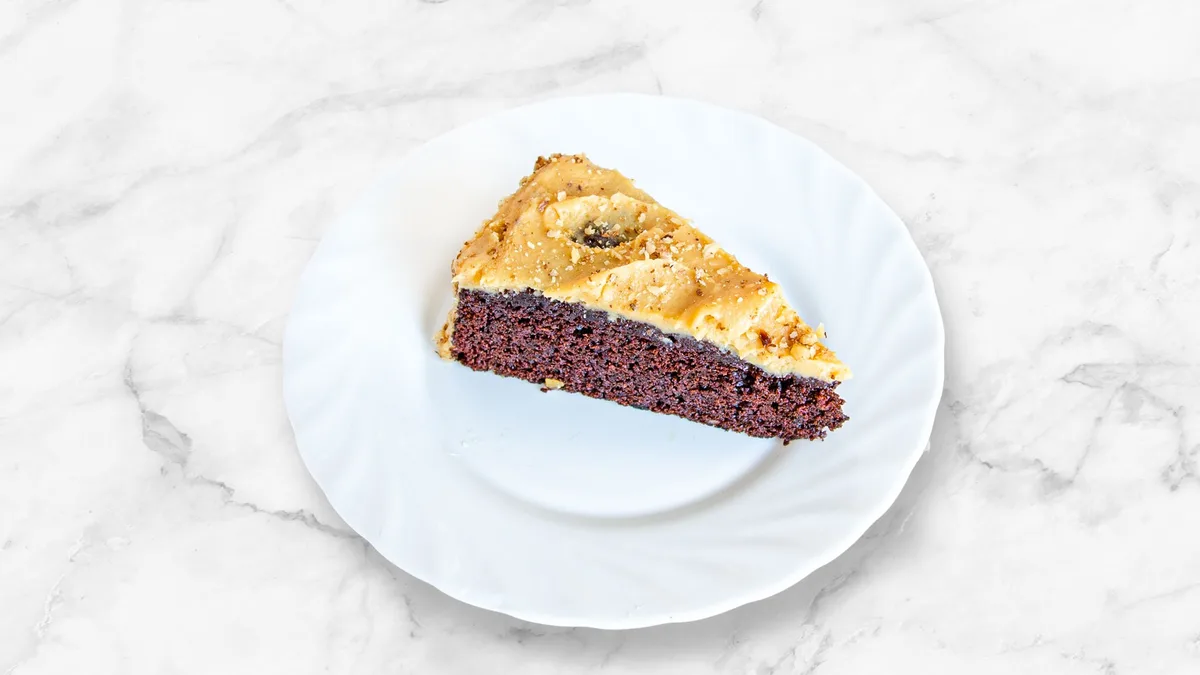 Karamellás Brownie torta szelet