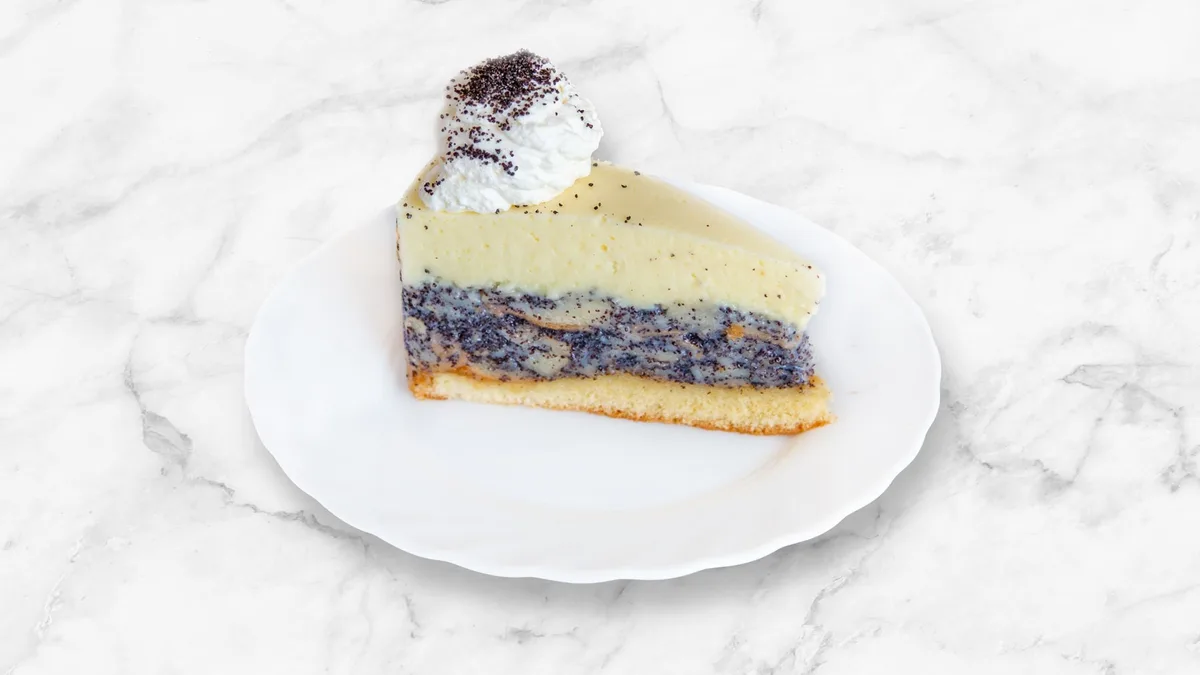 Mákosguba torta szelet