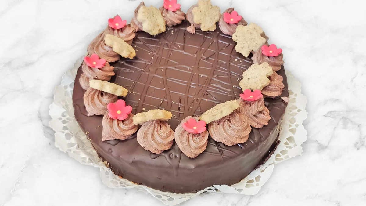 Sacher torta 16 szeletes