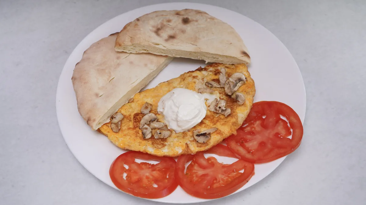 Omlet šampinjoni