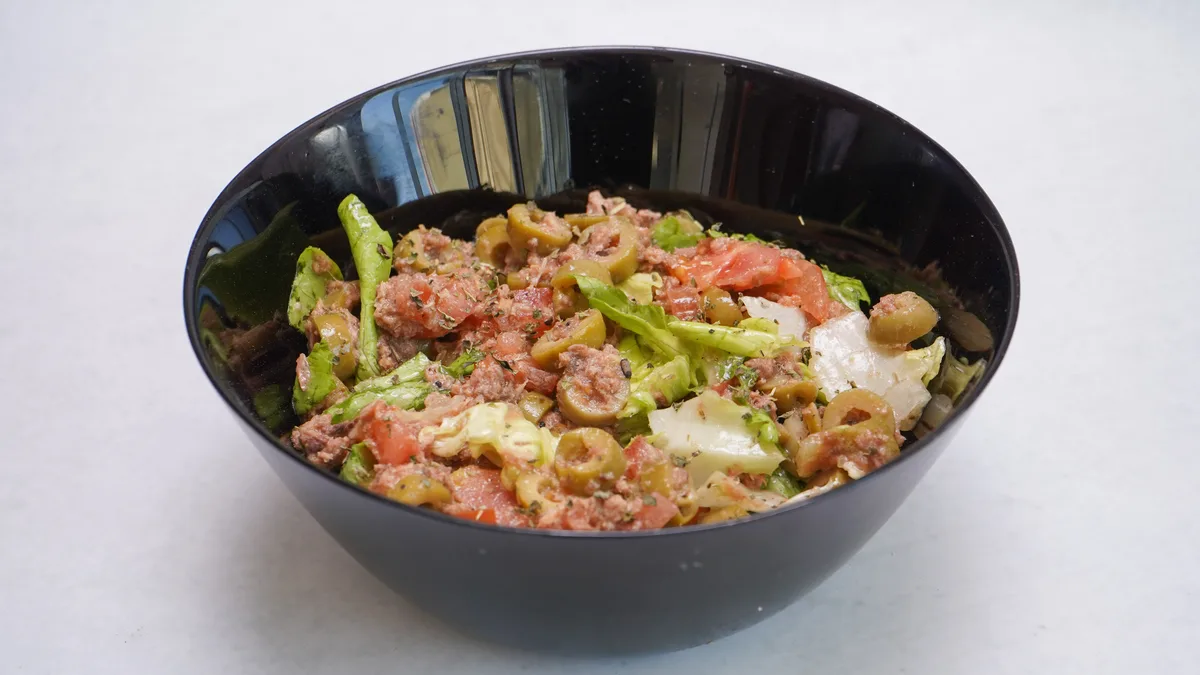 Tuna salata