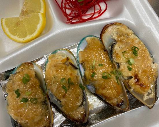 Baked Half Shell Large Mussels with Ponzu