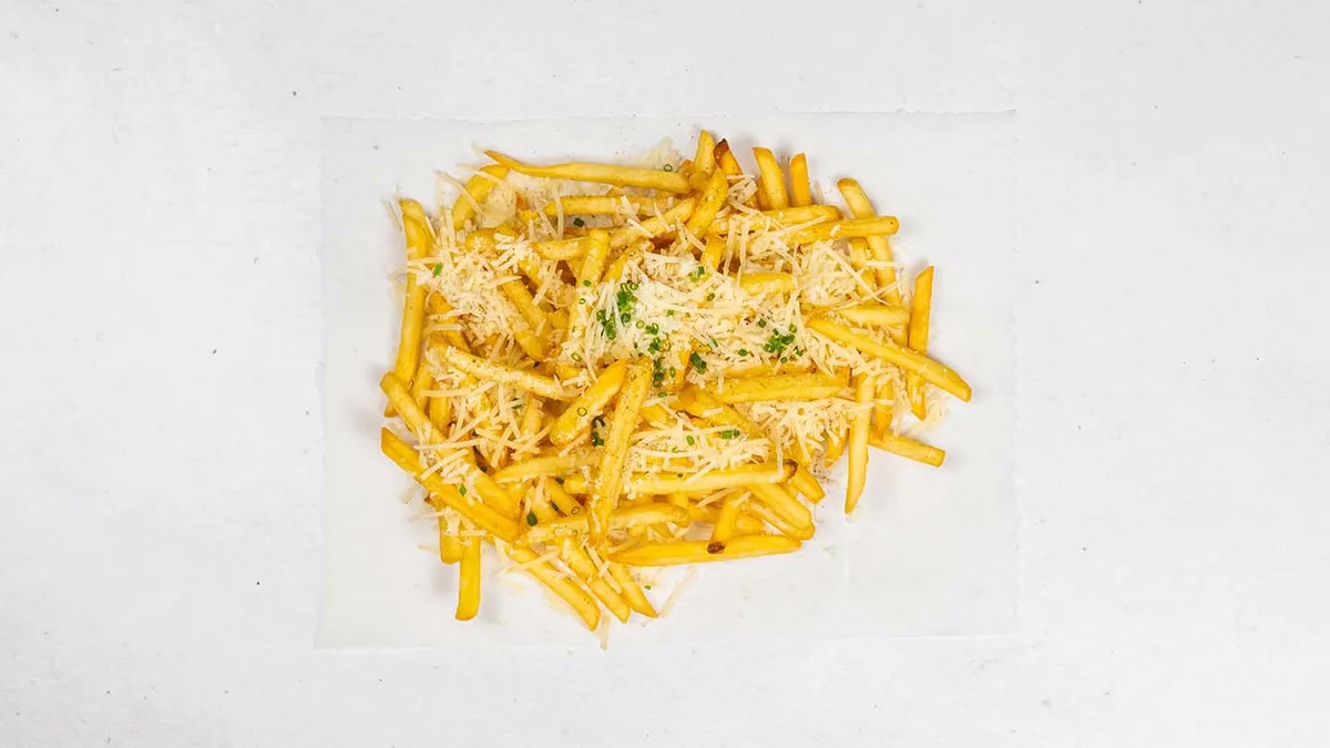 Lanýžové hranolky se sýrem Grana Padano